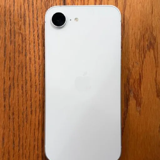 iPhone 16e, 256 ГБ