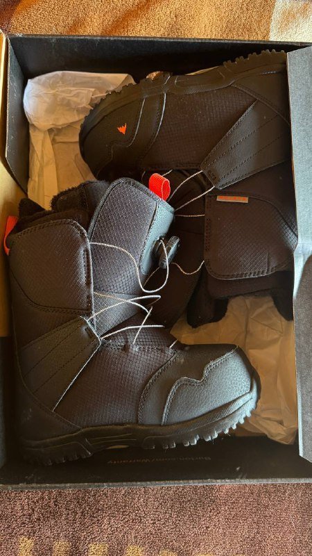 Сноуборд Capita 130 см, ботинки Berton 34 размер, крепления head 4