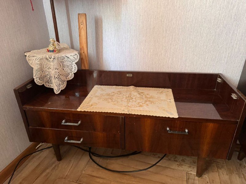 Винтажный сервант 3
