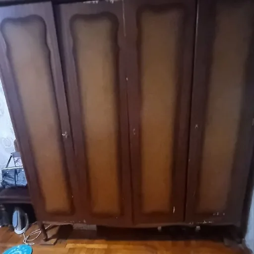 Шкаф