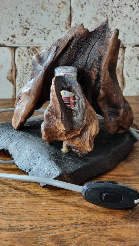 Светильник для детской комнаты из дерева 3