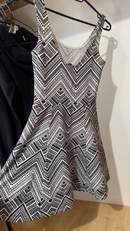 Платья H&M размер S 2