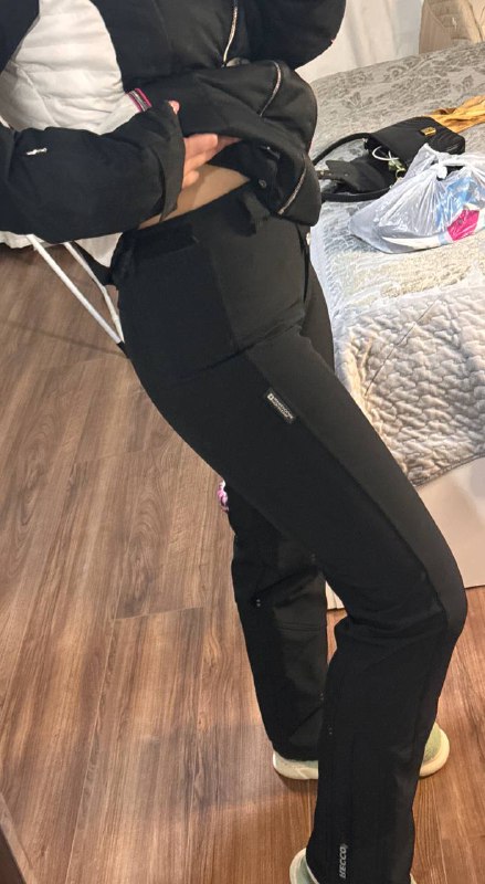 Женский горнолыжный костюм, маска 3