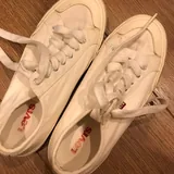 Босоножки, кроссовки Levi's 4