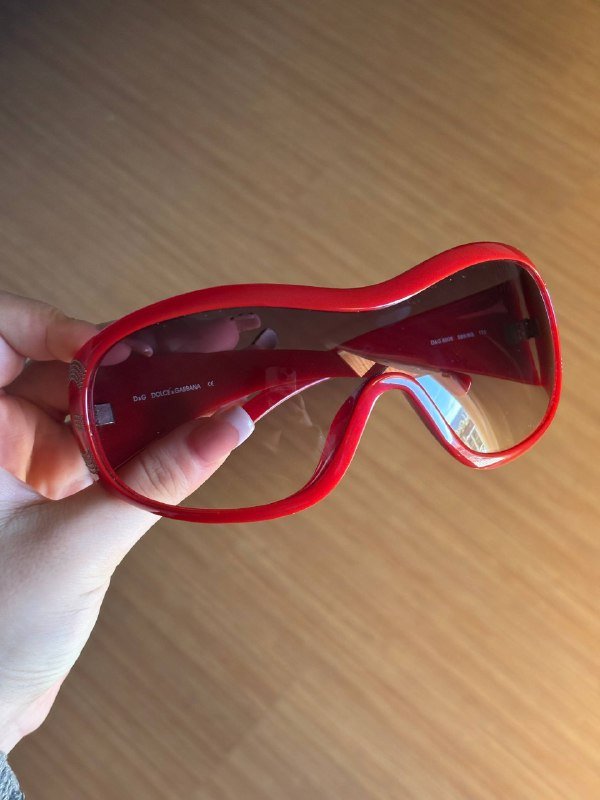 Очки Дольче Габанна красные