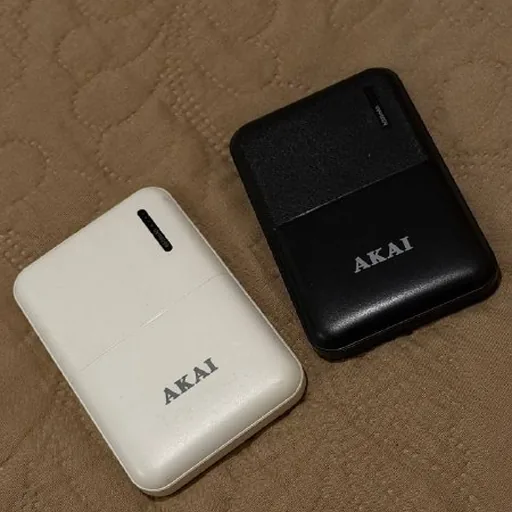 AKAI 5000 mAh პაუერბანკები