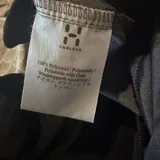 Жилет Haglöfs, пуховик Fjällräven 3