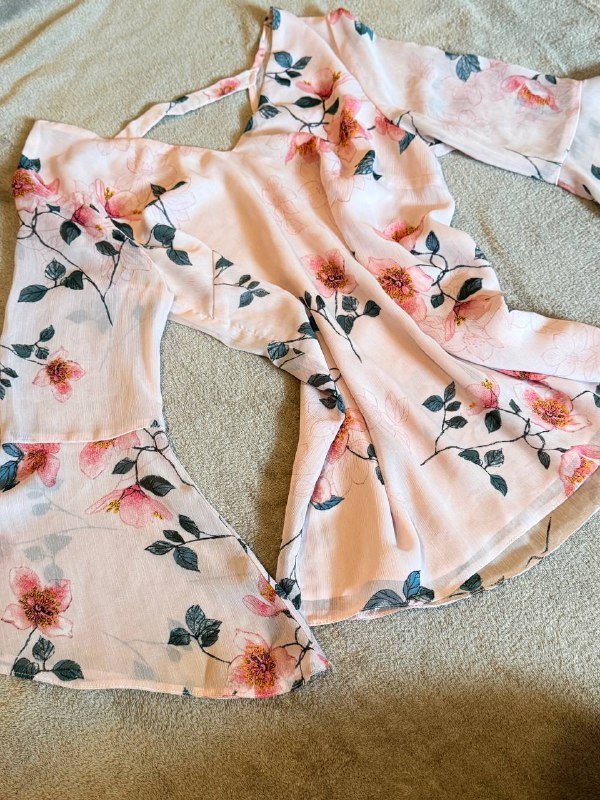 Платья, туфли, джинсы, футболки, топы, блузы, юбка 8