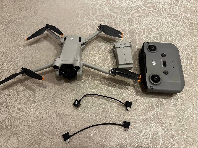 DJI Mini 3 Pro дрон с пультом и батареей