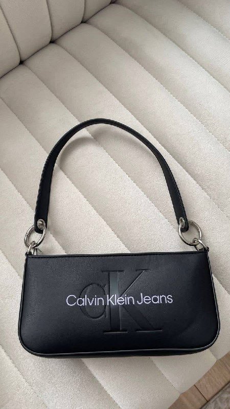 Оригинальная сумка Calvin Klein