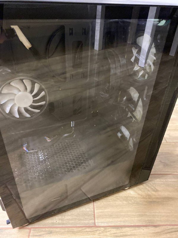 Корпус с LED вентиляторами и блоком питания DeepCool 1