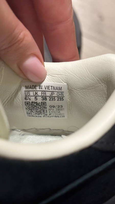 Кроссовки Adidas женские размер 37-37,5 6