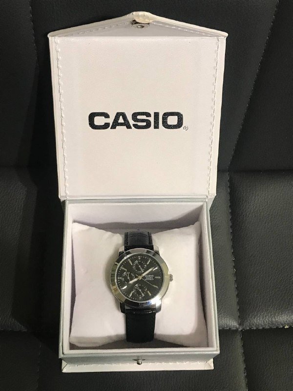 Часы Casio