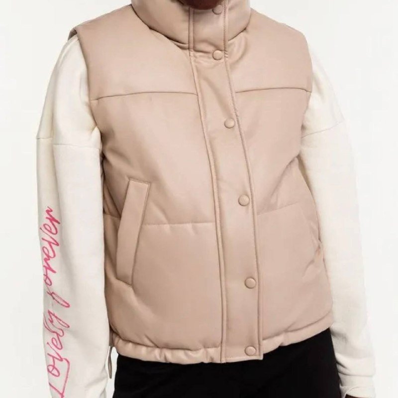 Жилет утепленный из полиуретана