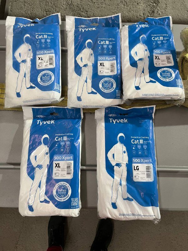 Комбинезон малярный, маска малярная