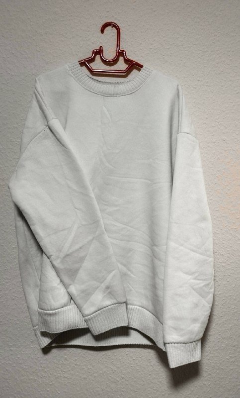 Белый мужской свитер размер L