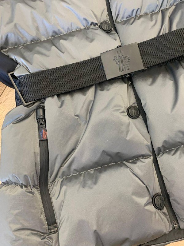 Молодежная куртка Moncler размер Л 5