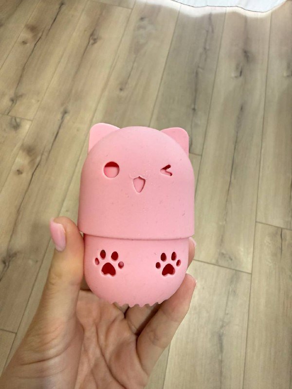 Мус пенка, лак для волос, пуховик Puma, термо кофты Columbia, ботинки, чехол для спонжа, ночнушка, чехол на фотоаппарат, колготы, кофта Ace 6