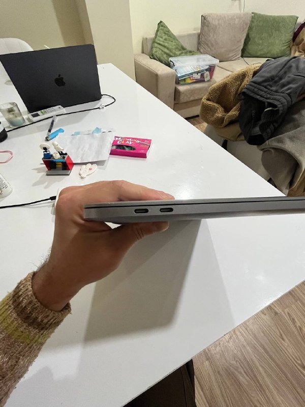 MacBook Pro 13 M1 8GB 500GB 4