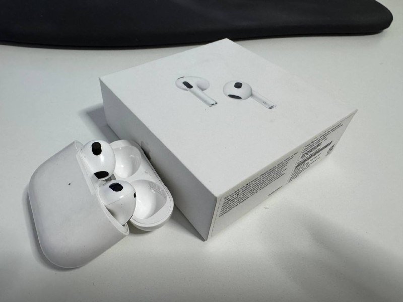 AirPods 3