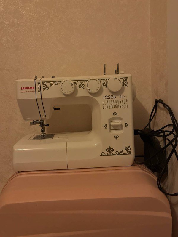 Швейная машинка Janome 1225s