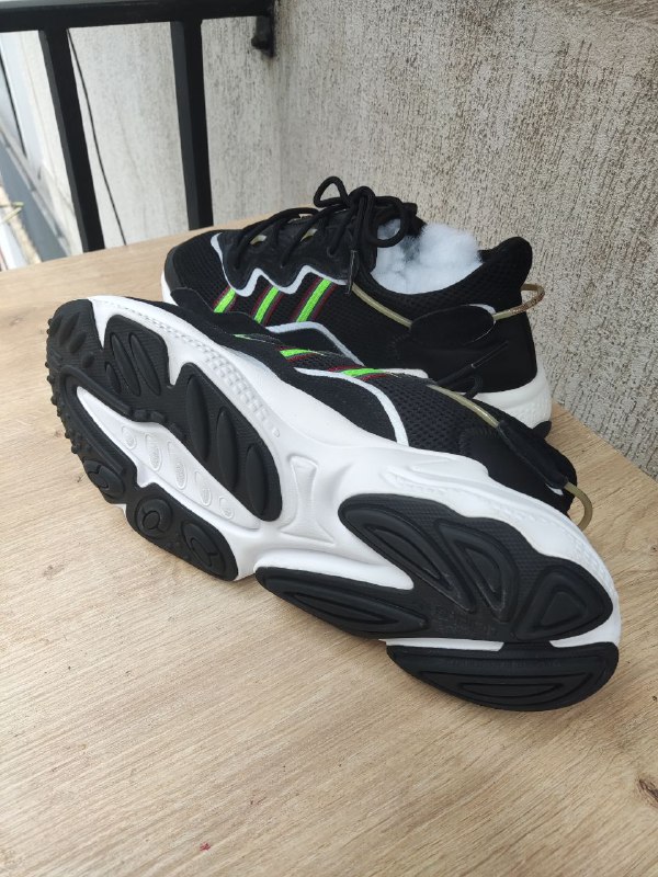 Мужские кроссовки Adidas Ozweego EE7002 7