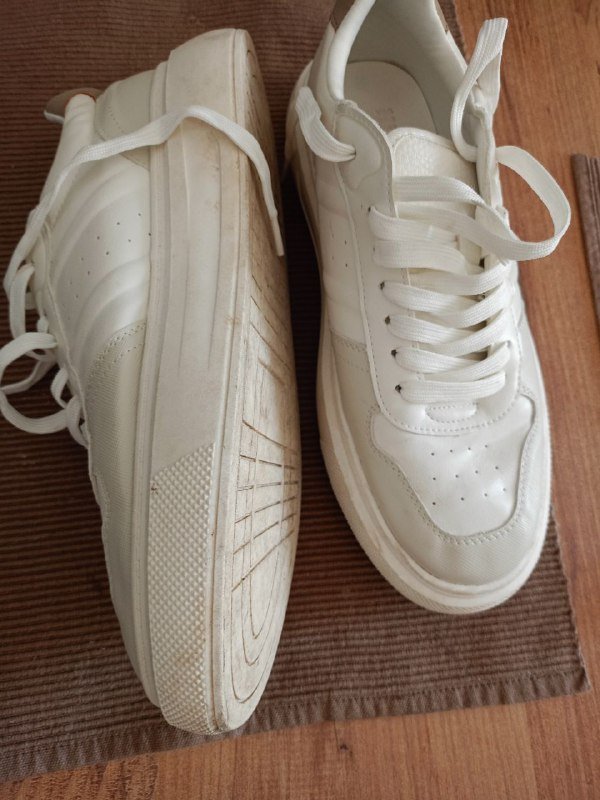 Белые мужские кроссовки 41 размер