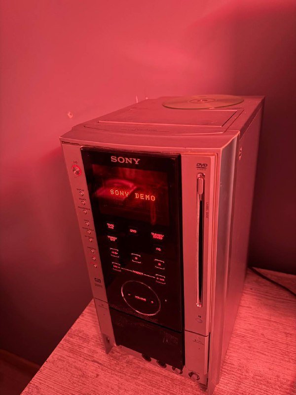 Радиола, бабинный магнитофон, телефон, муз центр, телевизор, арт деко Моторола 9