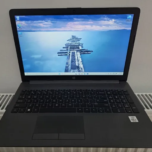 Ноутбук HP 250 G7, карта памяти microSD 128GB