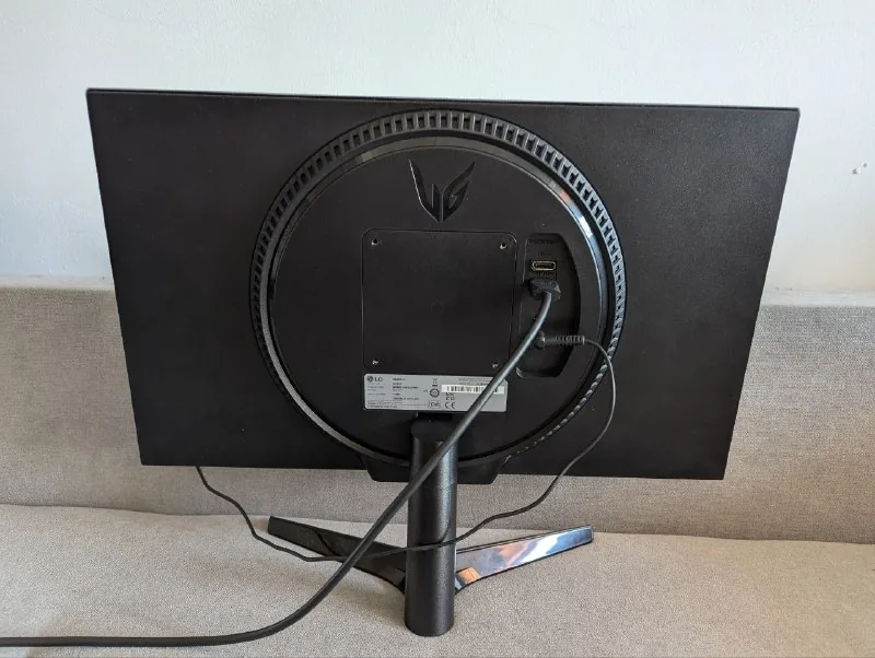 Игровой монитор LG UltraGear 24GN60R-B, кронштейн Gembird 3