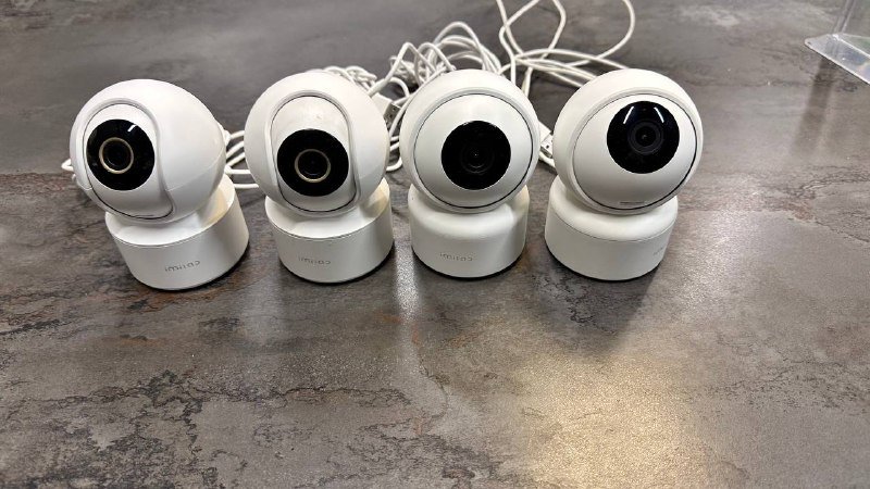 Желтые стулья 8