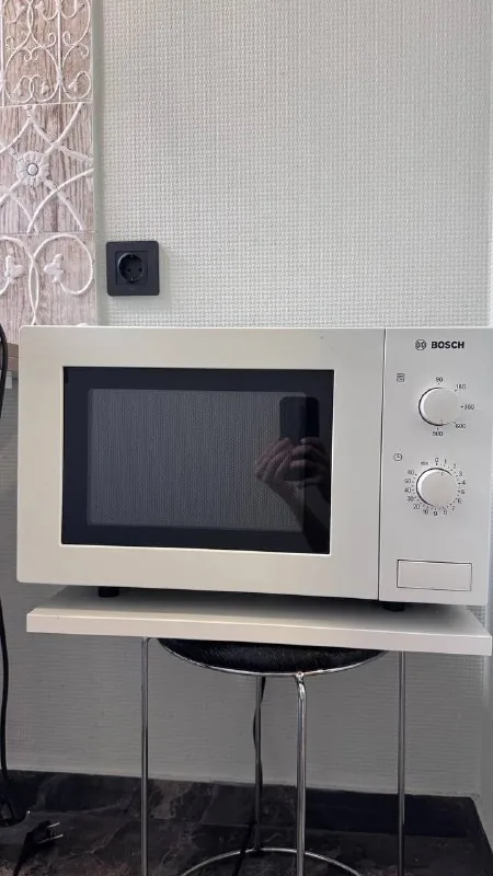 Микроволновка Bosch 1