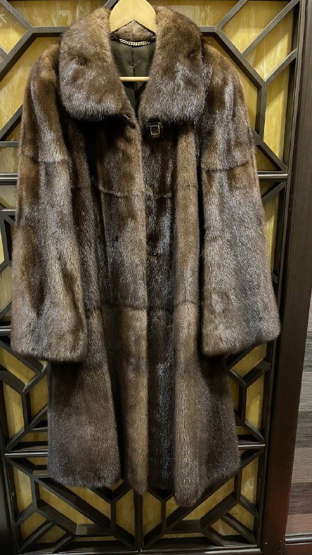 Шуба из норки 48-52 размер