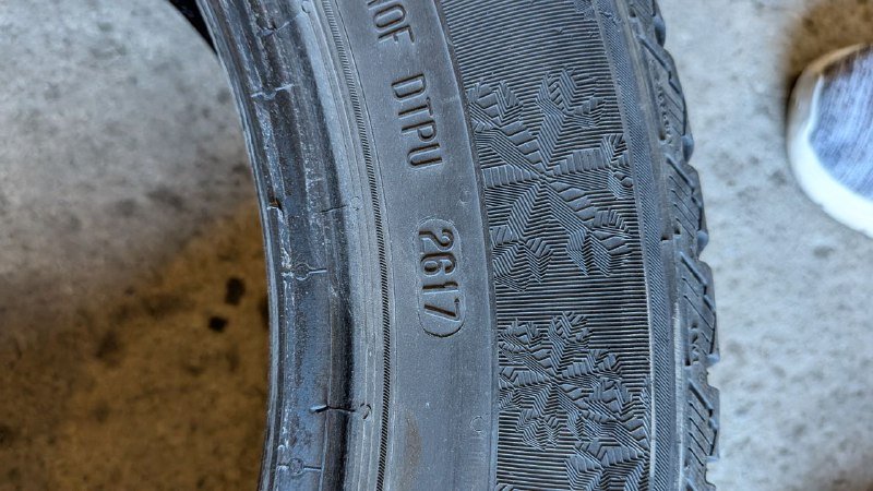 Зимние покрышки Semperit 205/55/16 2 шт 2