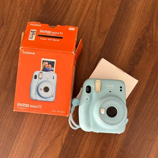 Camera Instax Mini 11