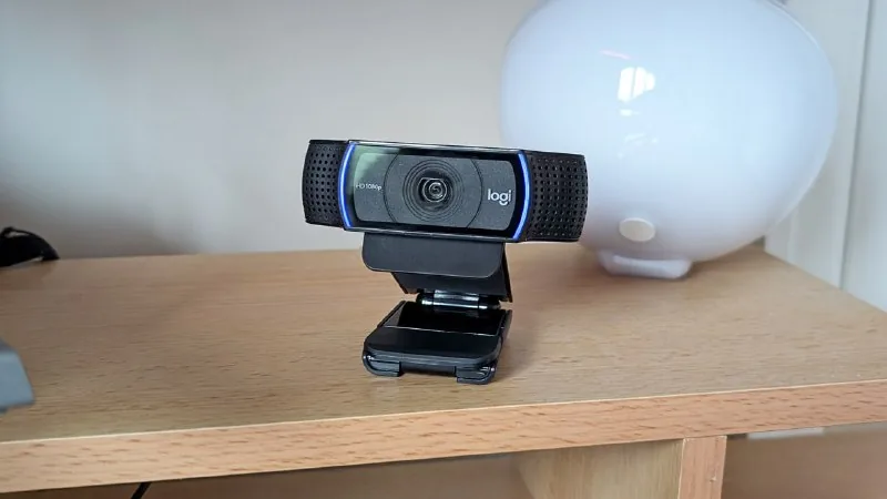 Logitech C920 PRO HD веб камера