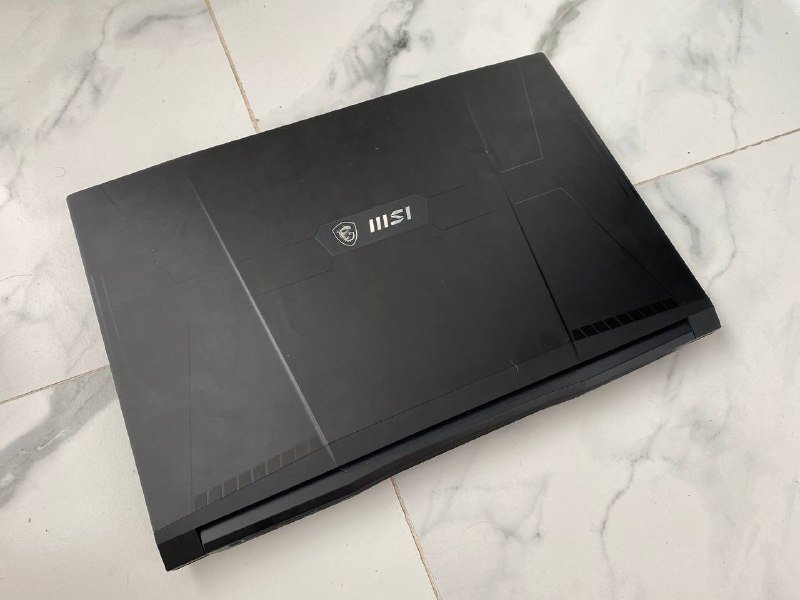 Мощный игровой ноутбук MSI crosshair 17