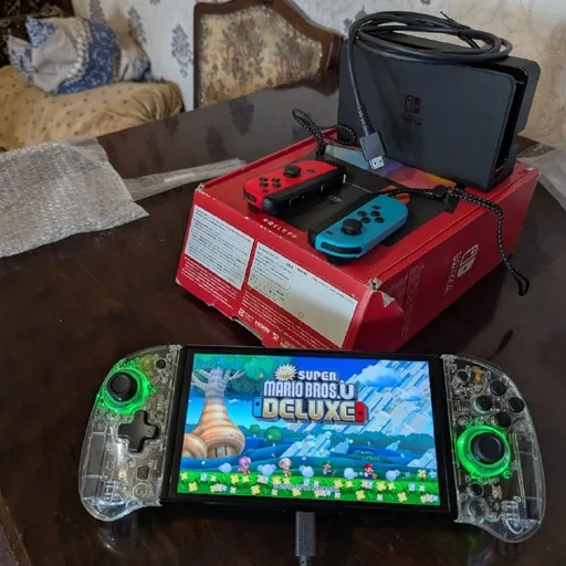 Nintendo Switch OLED, New Super Mario Bros. U Deluxe
