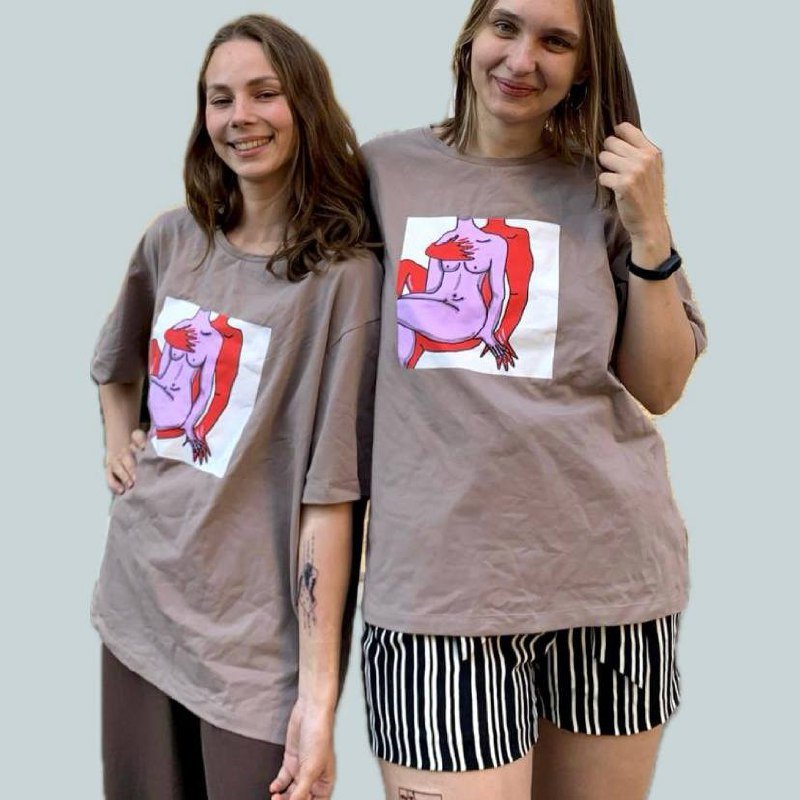 Футболка с авторским принтом оверсайз 4
