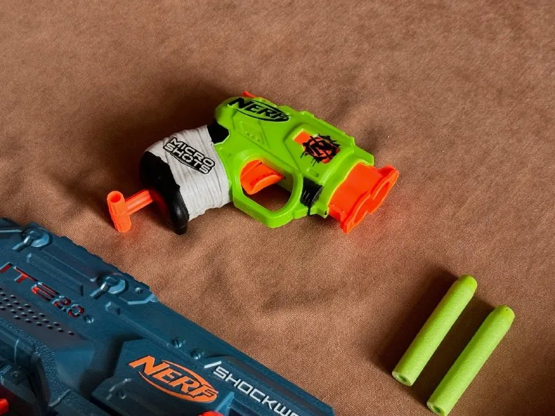 Nerf бластеры