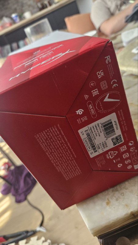 Микрофон HyperX Quadcast S 4