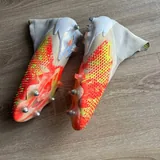 Футбольные бутсы Adidas Predator 2