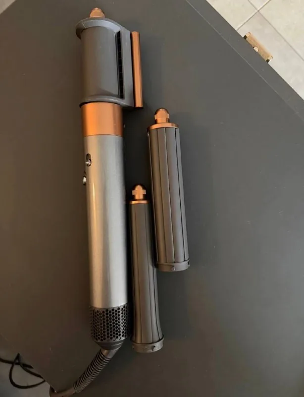 Фен Dyson