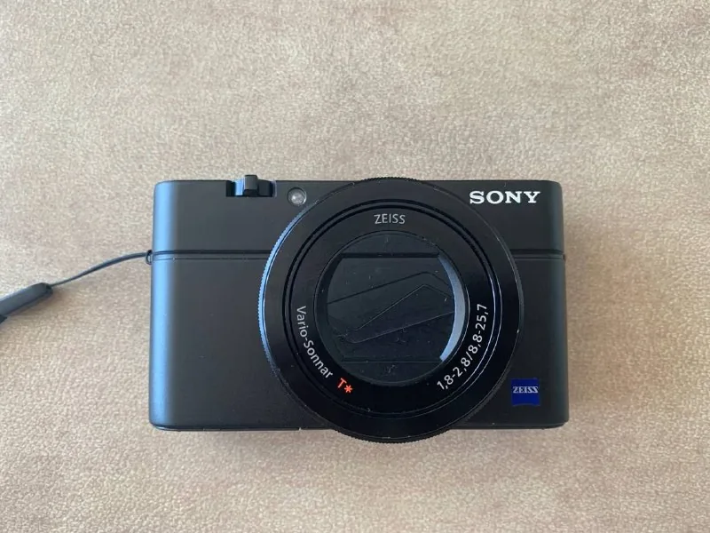 Sony RX100 Mk3 1