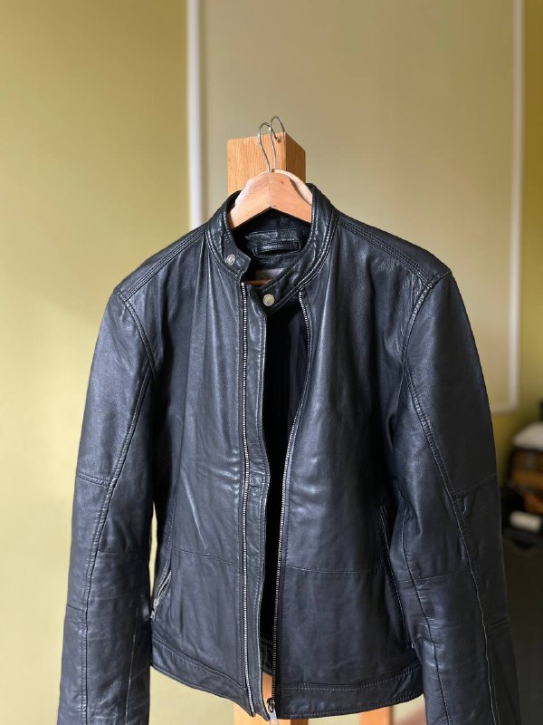 Кожаная куртка Calvin Klein, размер 44/46, черный 5
