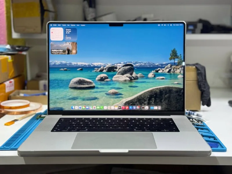 MacBook Pro M1 Pro 1