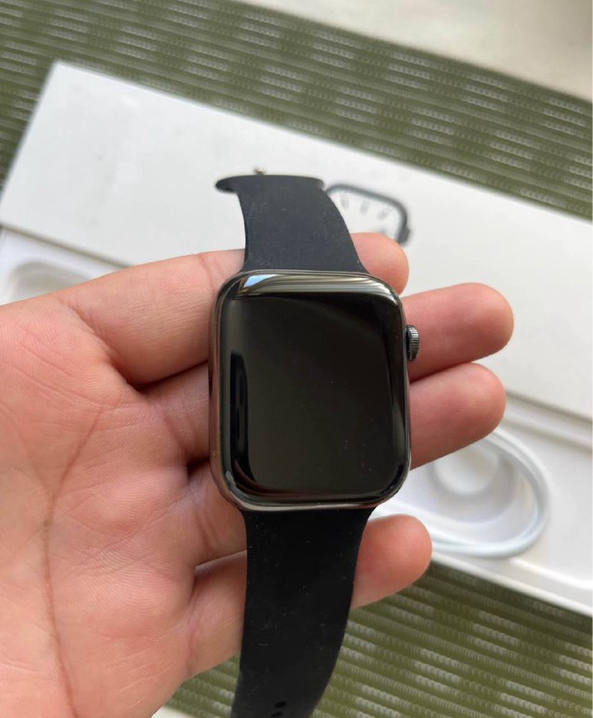 Apple Watch 7 45 stainless steel 2