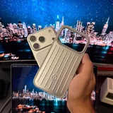 iPhone 17 Pro 4