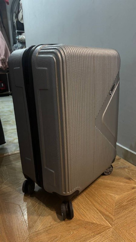 Чемодан для путешествий 150 лари 2