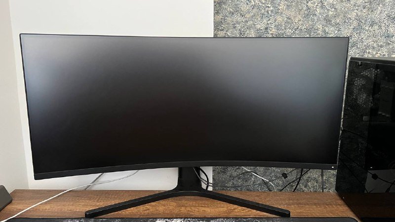 Игровой монитор Xiaomi Mi Curved Gaming Monitor 34" 144Hz